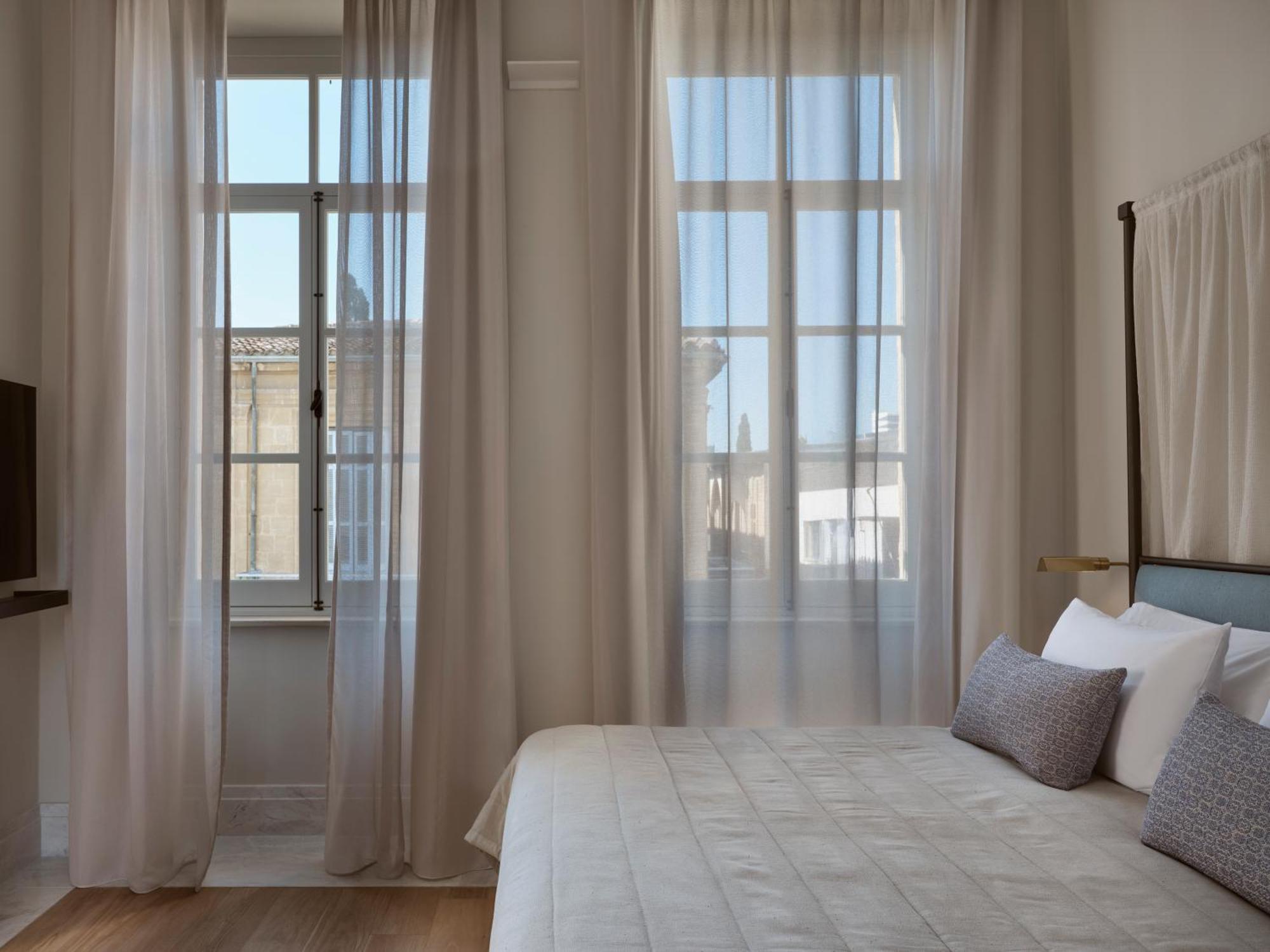 Amyth Of Nicosia Hotel Exterior photo